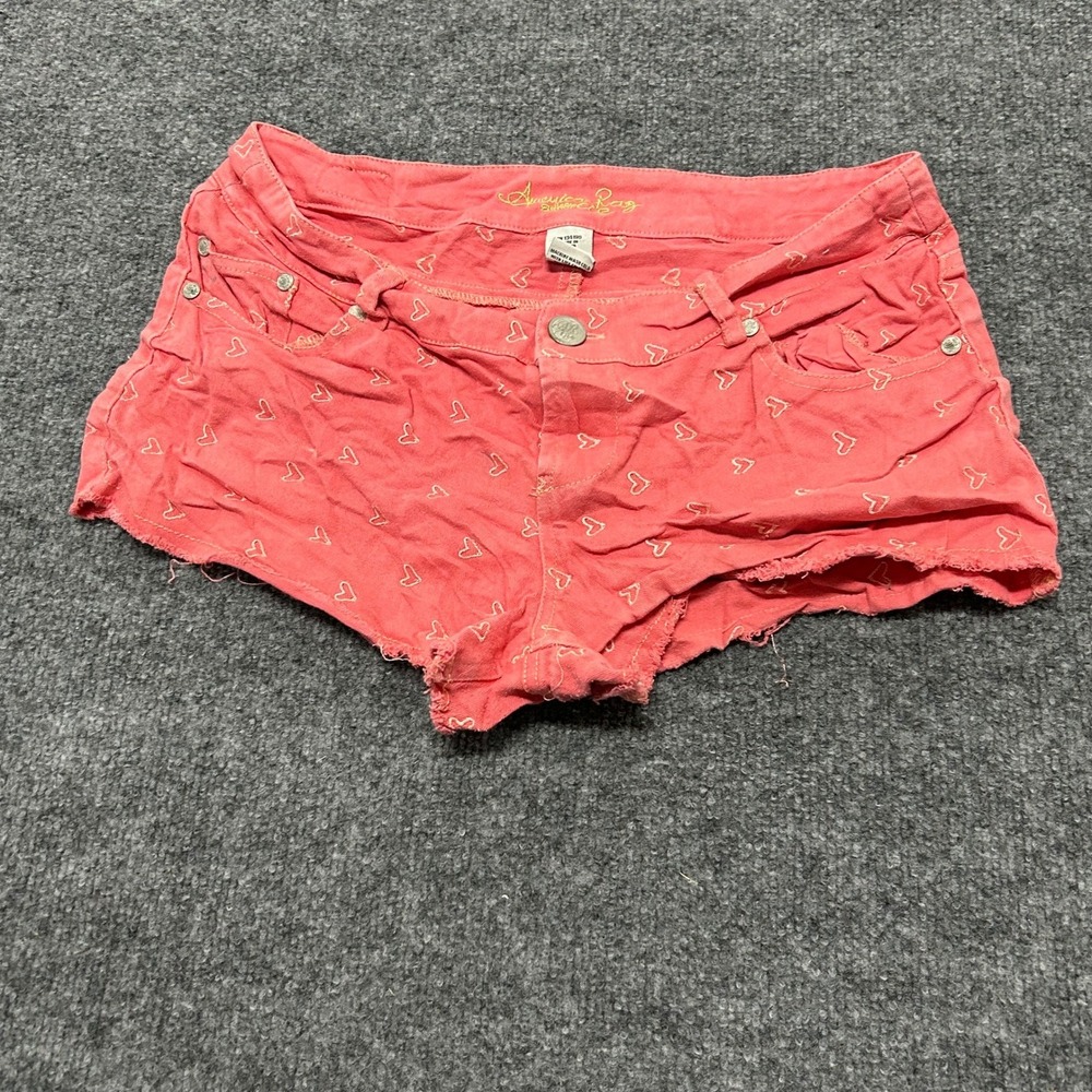American Rag Shorts Womens Size 5 Pink Heart Embroidered Denim Raw Hem Cutoff